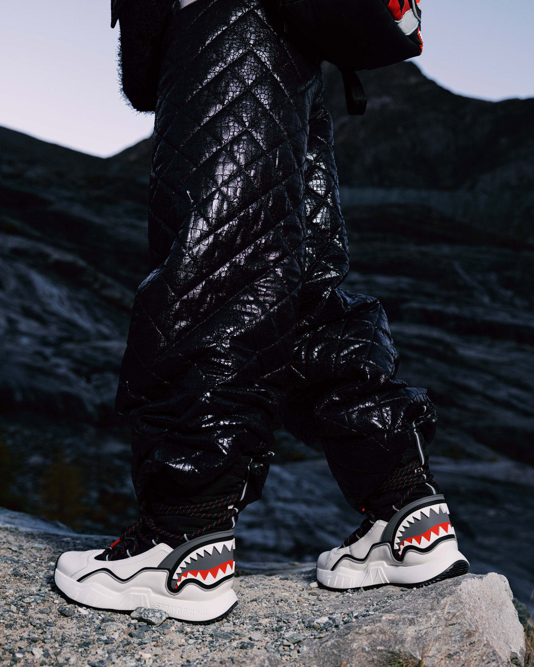 THE SPRAYGROUND SKY HIGH SEEKERS BOOT - SIZES M/W