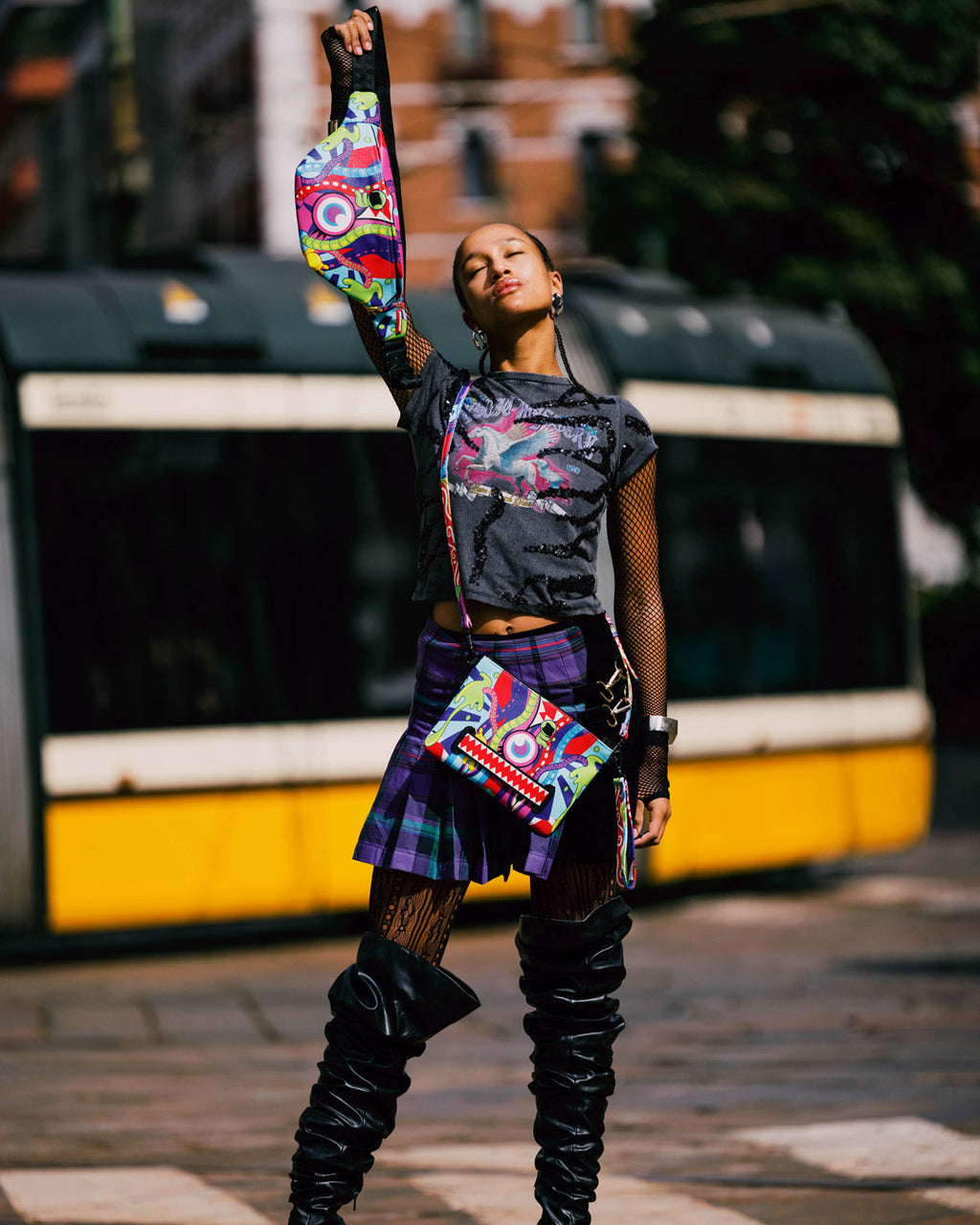 MIND TRIP 2.0 SAVVY CROSSBODY