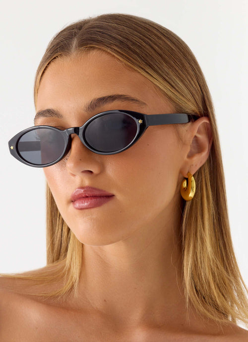 Breaking Point Sunglasses - Black