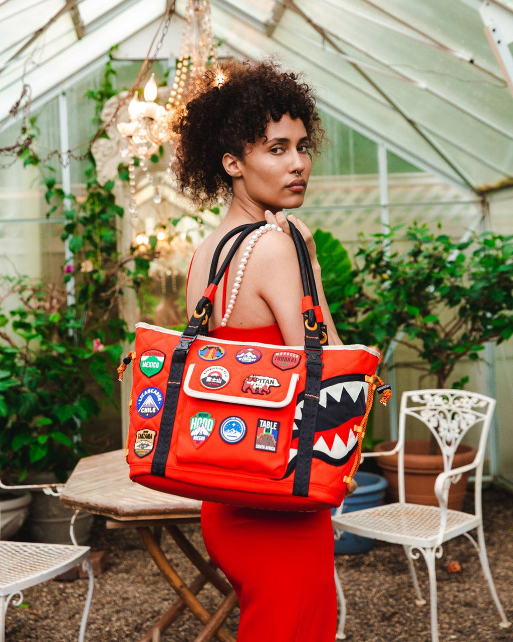 THE GLOBAL EXPEDITION TOTE