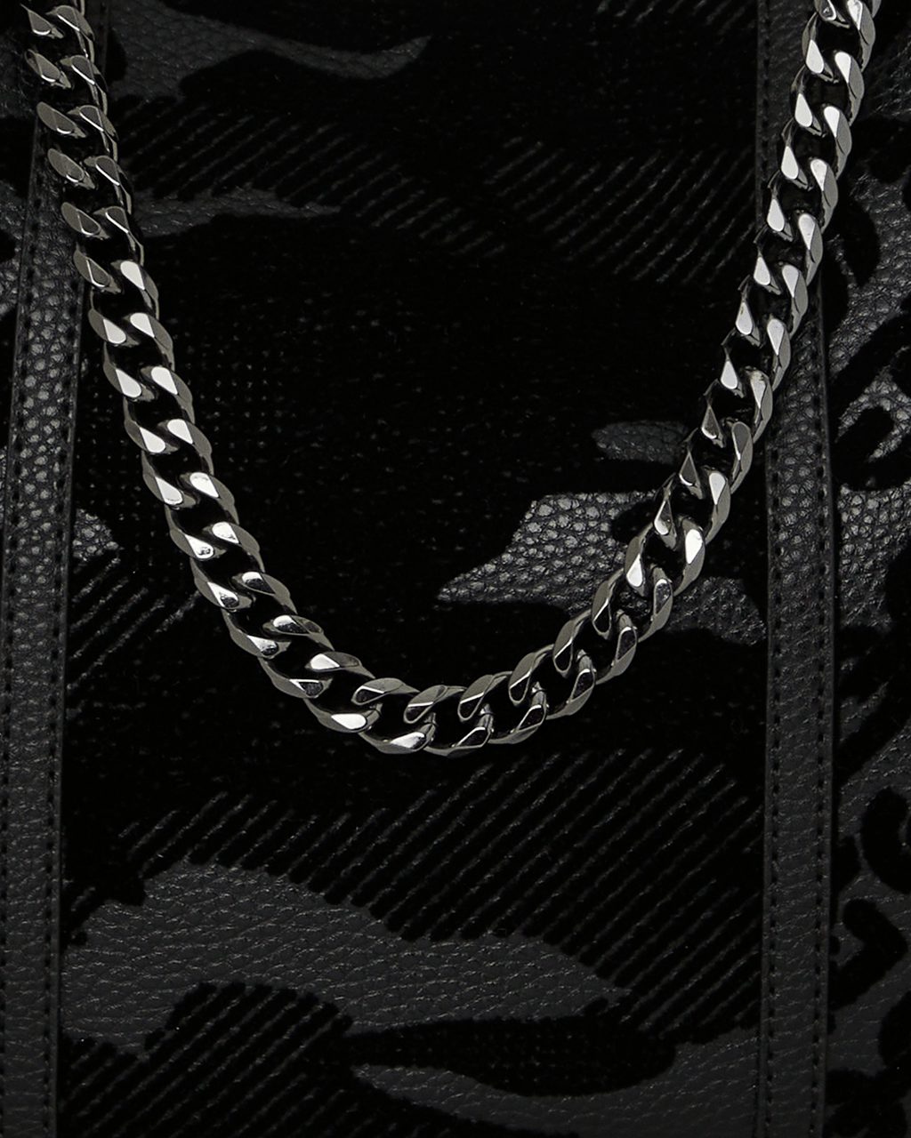 NEMESIS HUNT VICE SHOULDER BAG